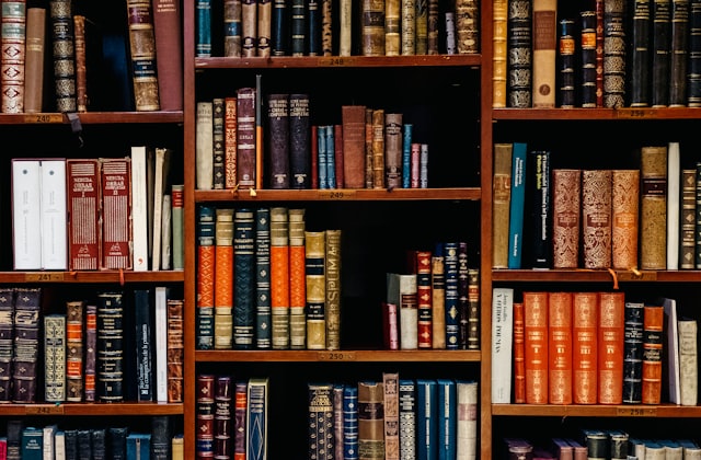 Biblioteca jurídica del bufete